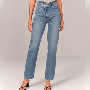 Abercrombie and fitch asymmetrical waist 90s straight ultra high rise jeans